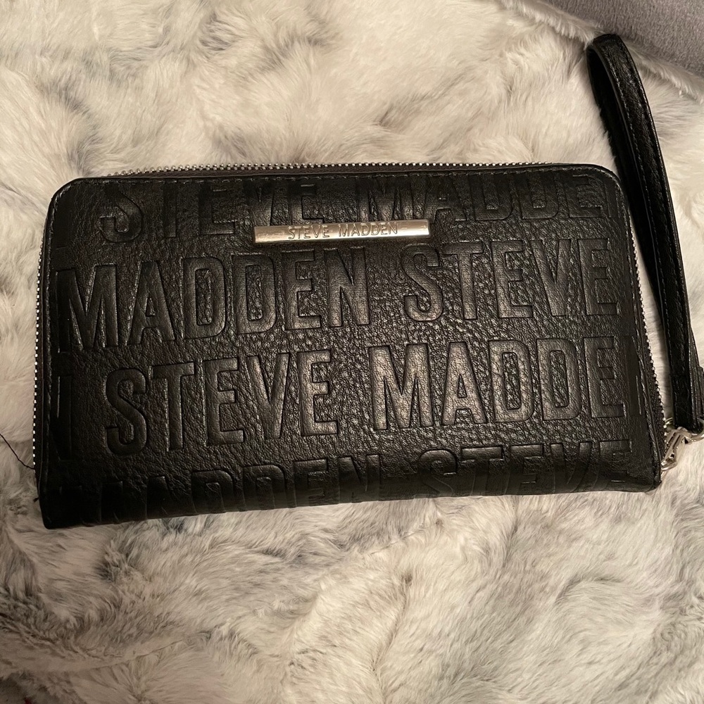 Steve Madden Wallet
